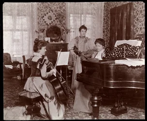 Maud Powell and Two Accompanists